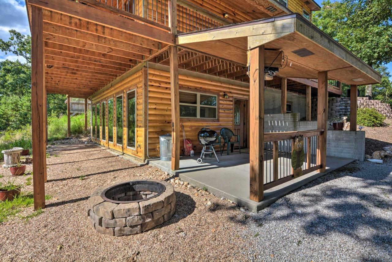 Spacious Log Cabin With Fire Pit And Game Room! Eureka Springs Extérieur photo