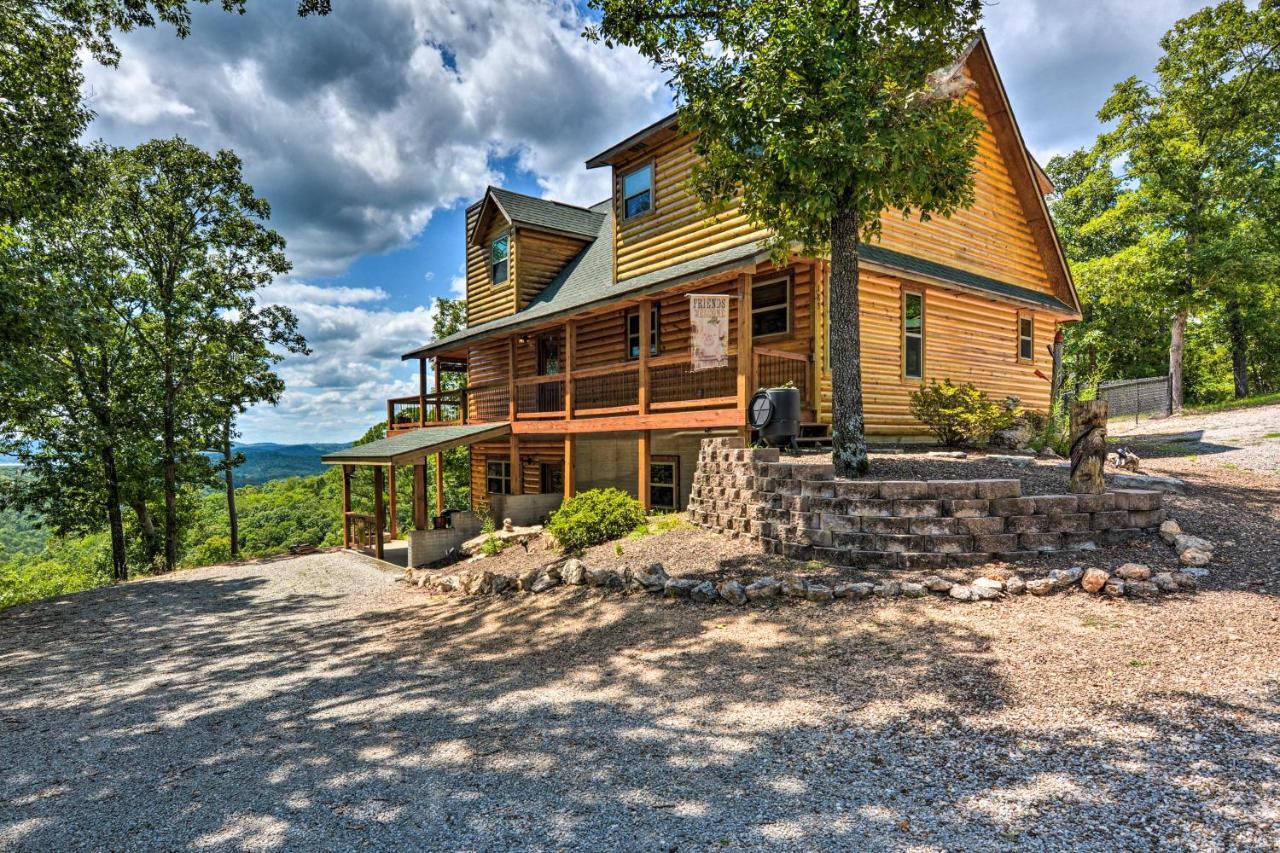 Spacious Log Cabin With Fire Pit And Game Room! Eureka Springs Extérieur photo
