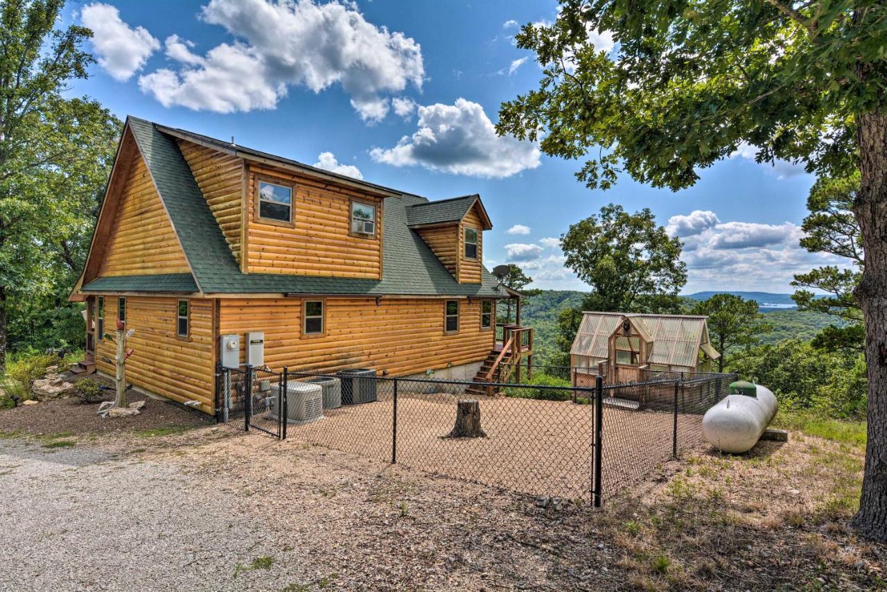 Spacious Log Cabin With Fire Pit And Game Room! Eureka Springs Extérieur photo